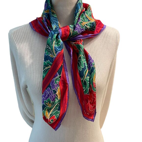 Oscar de la Renta Silk Scarf Floral Luxury Designer 80s Glam Grandma VINTAGE - Picture 3 of 5